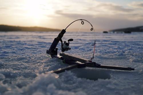 Définir la stratégie de début de journée à la pêche sur glace