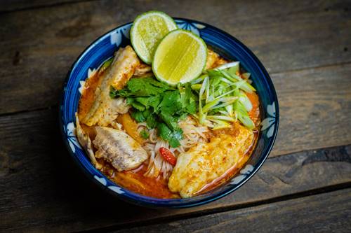 Soupe thaïe à la perche blanche